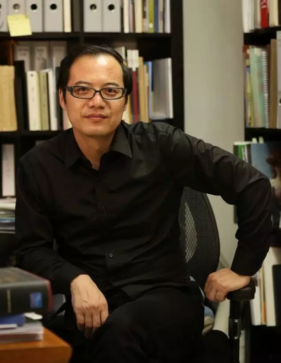 王春辰谈艺术批评与策展人的作用